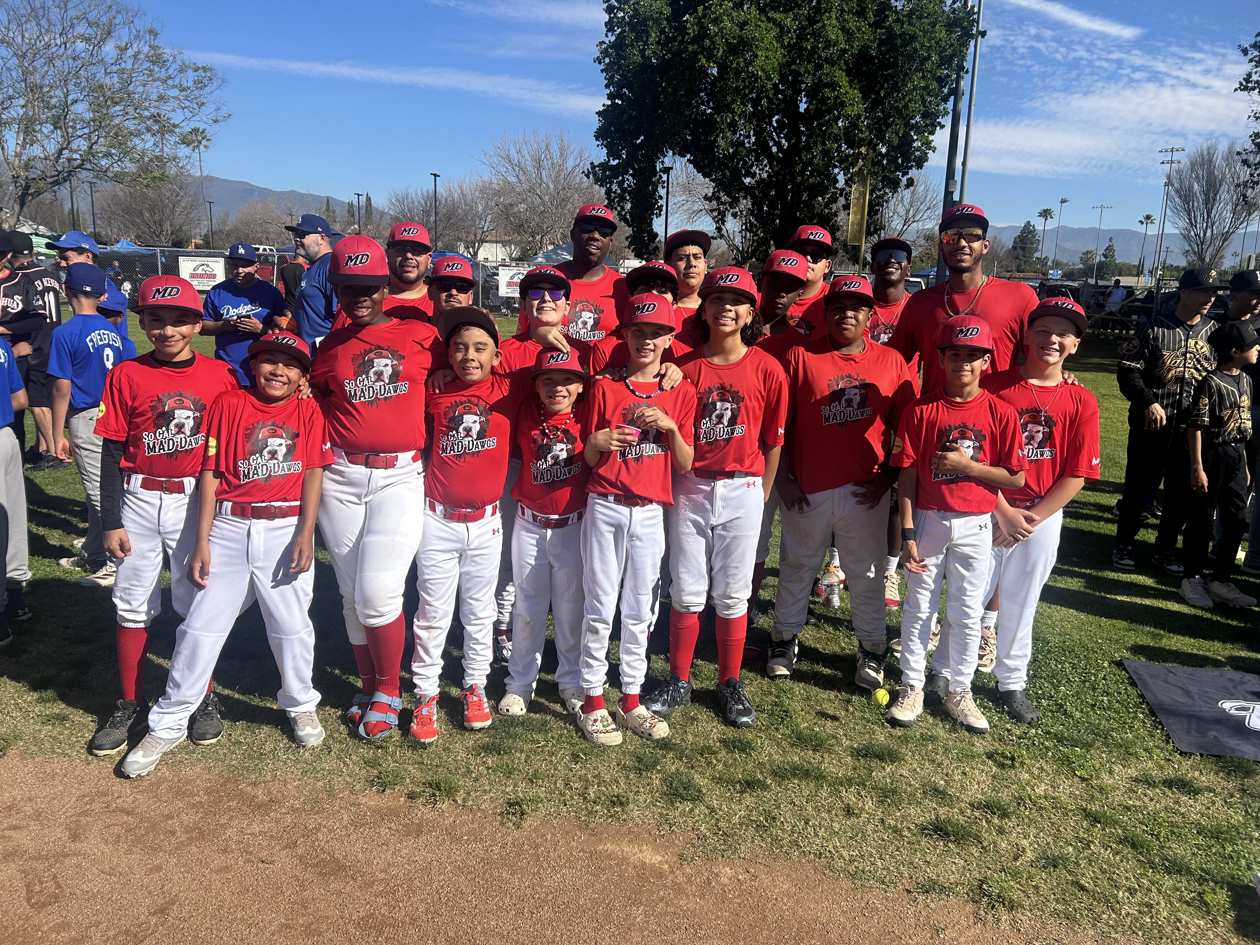 MAD Dawgs team group photo